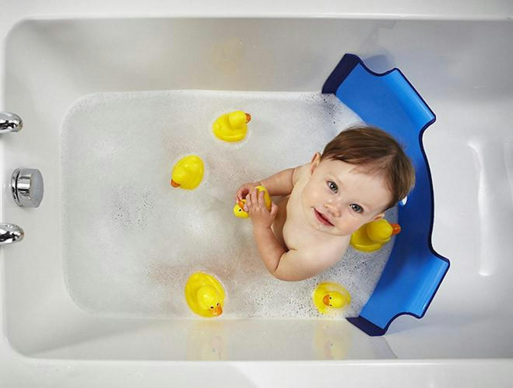 What S The Best Bathtub For A Bigger Baby Winnie