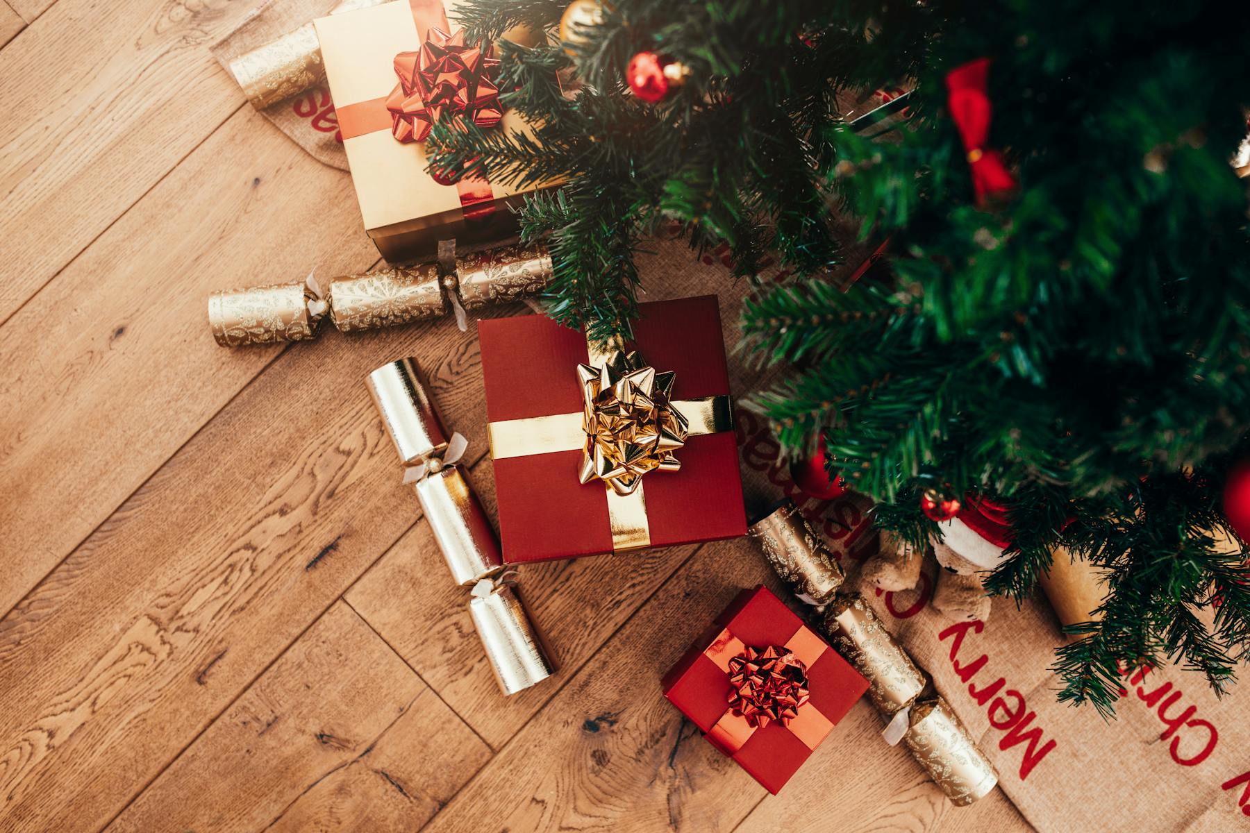 When is the best time to place Christmas gifts under the tree? - Winnie